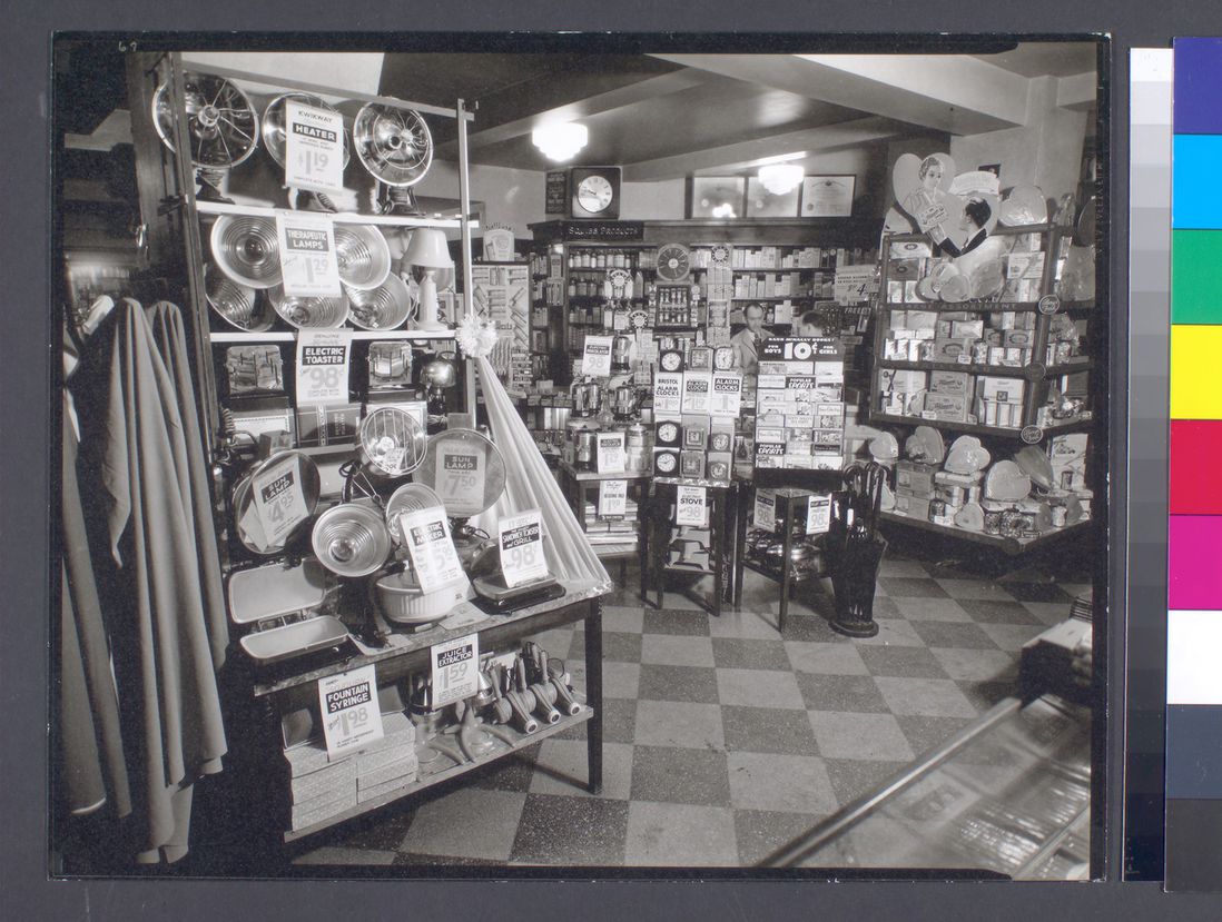 "Whelan's Drug Store, 44th Street and Eighth Avenue, Manhattan." 1936.